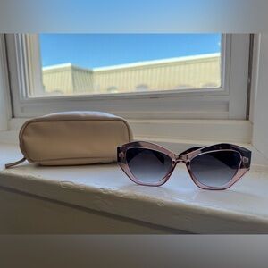 Elegant Pink Cat-Eye Sunglasses